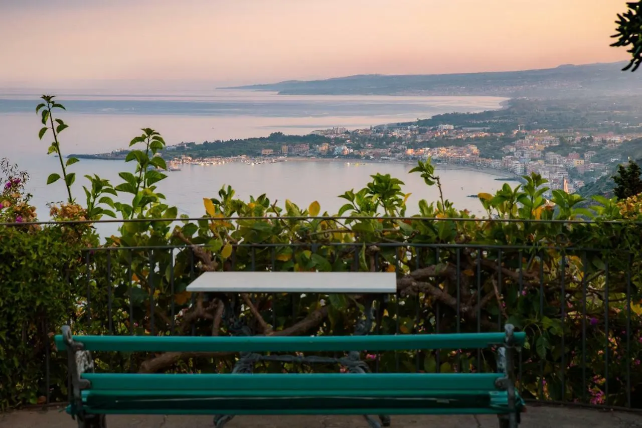 Apartment Iallia Bassia Taormina Italy